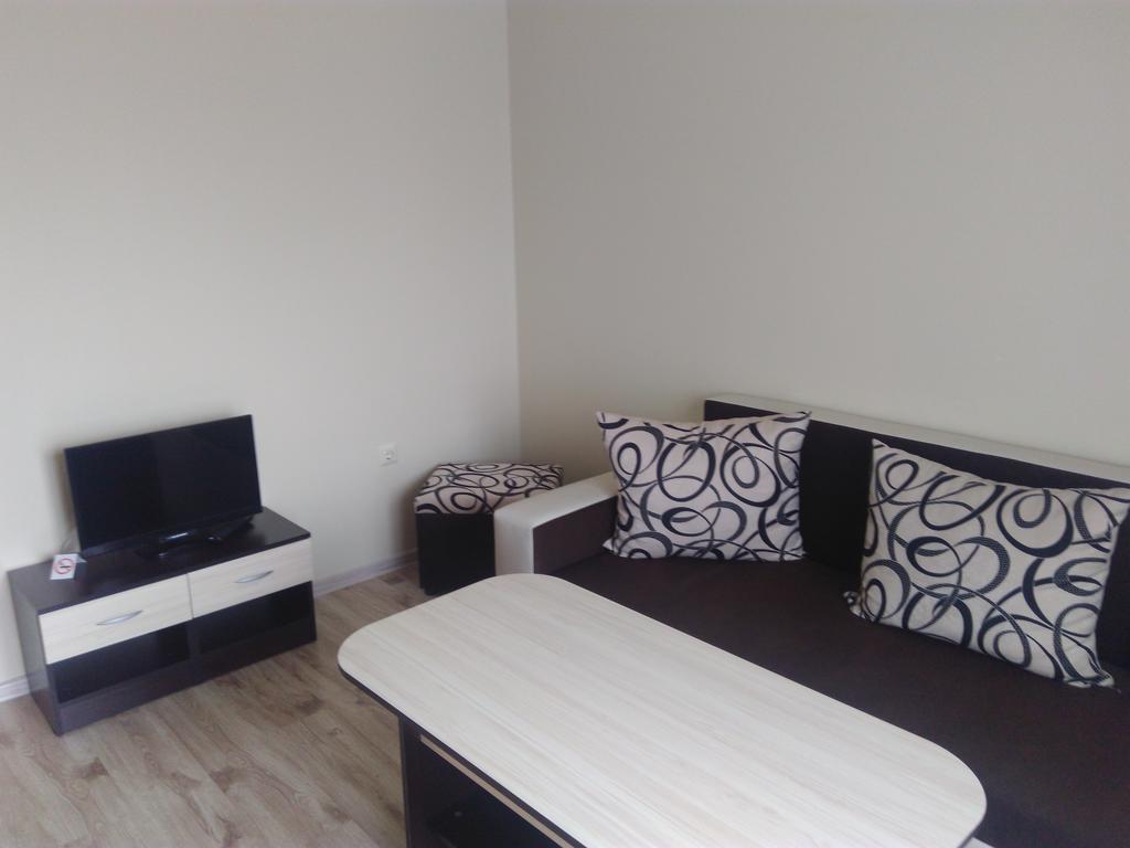 Family Hotel Relaxa Sapareva Banya Εξωτερικό φωτογραφία